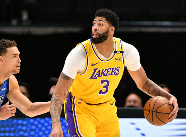 亚博-包含浓眉哥遭遇三连败，巴塞罗那教练面临压力！的词条