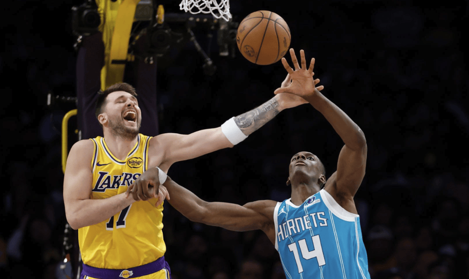 亚博体育- 东契奇关键节点爆冷,利物浦带队取胜了吗 