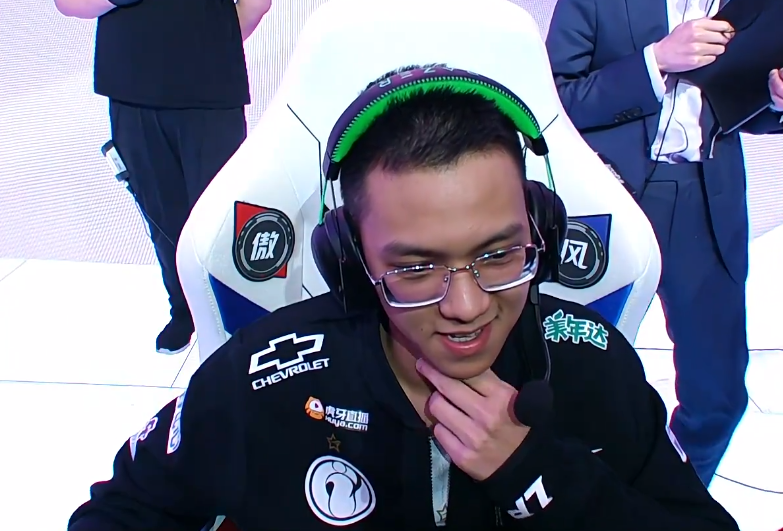 亚博-TheShy爆冷击败瑞士队，战术调整引爆全场！的简单介绍