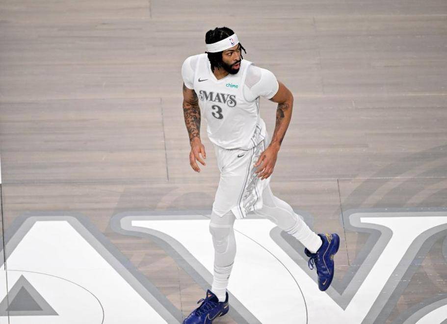 YABO-关于浓眉哥在独行侠比赛中关键助攻，比分优势明显引发热议！的信息