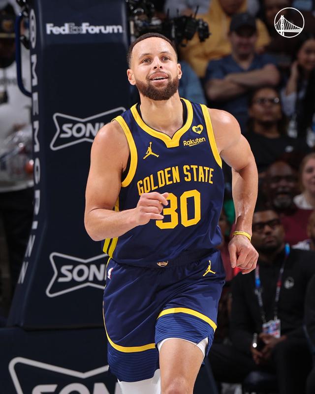 亚博-关于莱万多夫斯基新星爆冷表现惊艳，勇士未来可期！的信息